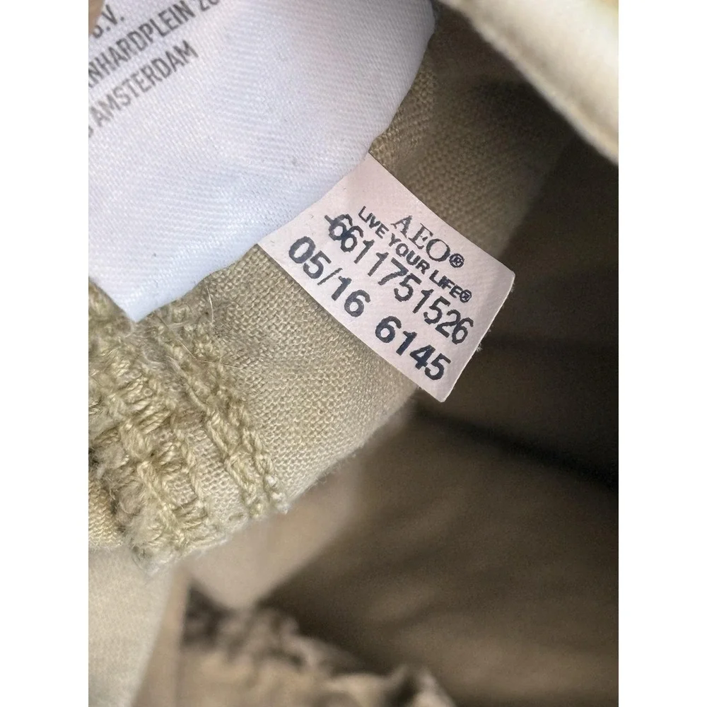 Y2K American Eagle Longer Length Shorts Mens 28 Beige Chino 11 Inseam